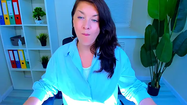 Snapshot of AnaMills chatting on July 2026 08:38:02 PM AnaMills online show from July 2026 08:38:02 PM