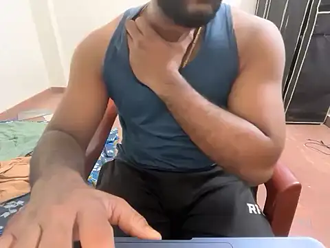 rohithunni123 online show from January 2026 06:35:01 PM