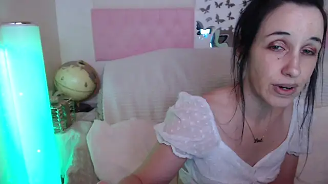 -carla- online show from February 2026 04:14:01 PM