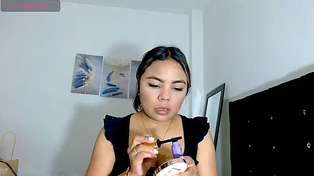 Kylie loveee online show from May 2026 12:33:02 PM