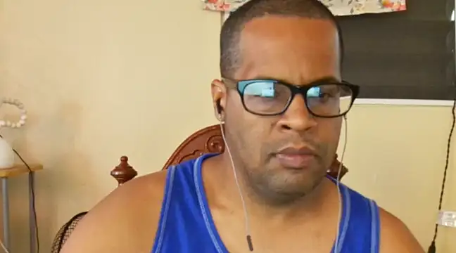 Snapshot of thesugar32 chatting on January 2025 12:30:02 PM thesugar32 online show from January 2025 12:30:02 PM