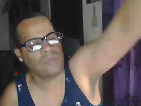 Snapshot of thesugar32 chatting on February 2025 02:09:02 AM thesugar32 online show from February 2025 02:09:02 AM