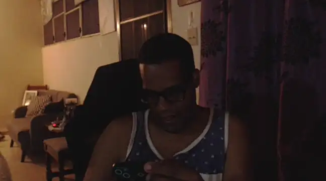 Snapshot of thesugar32 chatting on March 2025 02:04:02 AM thesugar32 online show from March 2025 02:04:02 AM