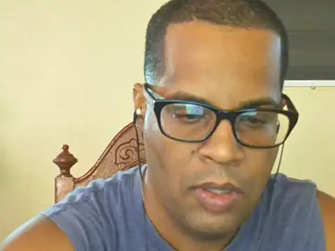 Snapshot of thesugar32 chatting on September 2025 12:43:02 PM thesugar32 online show from September 2025 12:43:02 PM