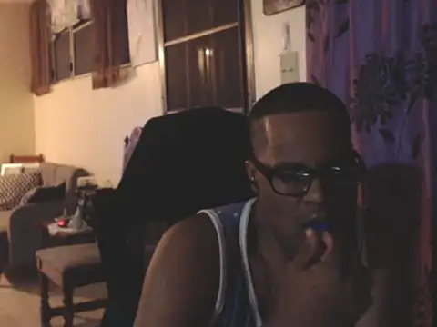 Snapshot of thesugar32 chatting on November 2025 02:03:02 AM thesugar32 online show from November 2025 02:03:02 AM