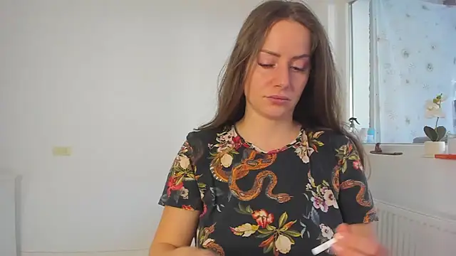 Snapshot of DiamondKay chatting on February 2026 07:21:02 AM DiamondKay online show from February 2026 07:21:02 AM