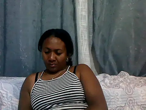 Snapshot of sexyladii chatting on November 2025 05:15:02 PM sexyladii online show from November 2025 05:15:02 PM