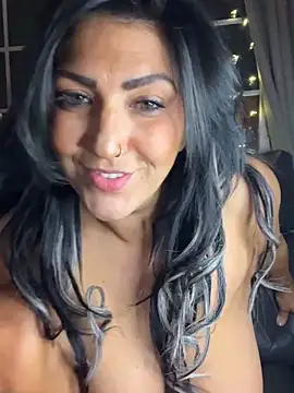 LittleMissEeve online show from March 2026 10:42:02 AM