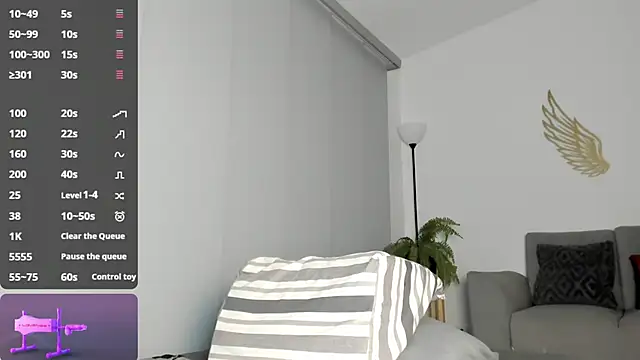 TanishaEvans online show from April 2026 05:13:01 AM