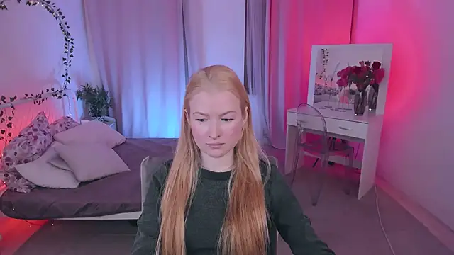 Laly Peach online show from February 2026 07:12:02 AM