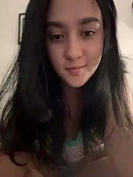 Snapshot of Nina_lovi chatting on July 2026 04:10:02 AM Nina lovi online show from July 2026 04:10:02 AM