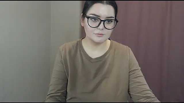 Snapshot of ohhhMie chatting on February 2025 10:26:02 PM ohhhMie online show from February 2025 10:26:02 PM