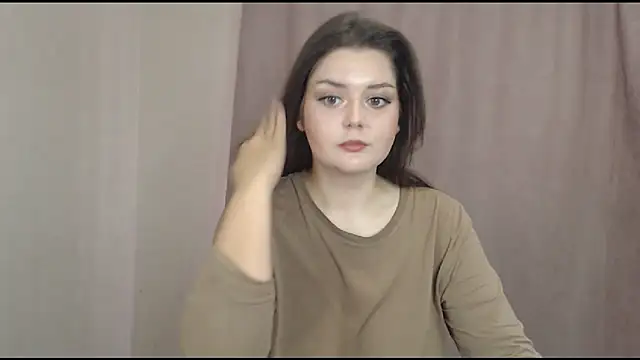 Snapshot of ohhhMie chatting on October 2025 07:28:02 AM ohhhMie online show from October 2025 07:28:02 AM