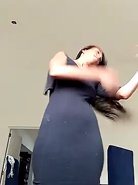 Luna-Natural online show from September 2025 02:10:01 PM