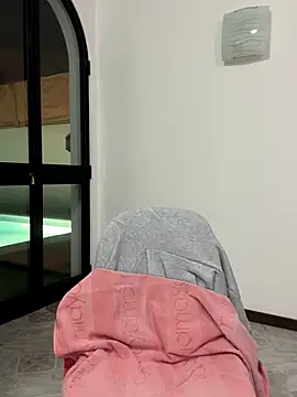 nicole 98 online show from October 2025 05:26:02 PM