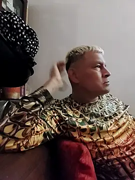 gayphotograper online show from September 2025 08:41:01 PM