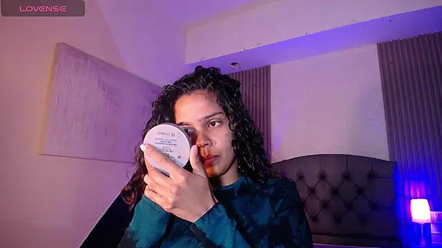 Snapshot of ximena_diaz chatting on March 2025 09:26:02 PM ximena diaz online show from March 2025 09:26:02 PM