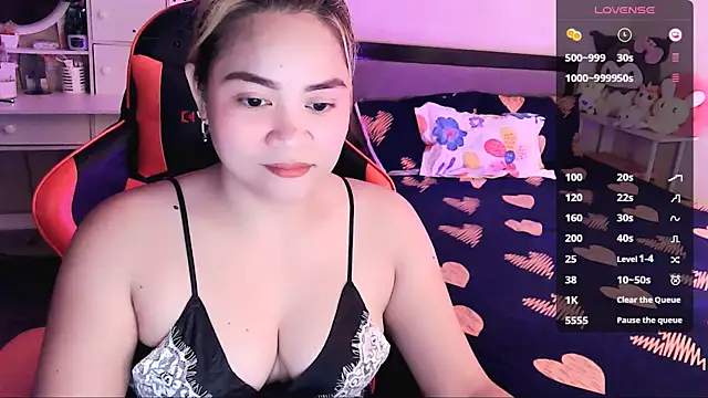 Snapshot of yenyen_ chatting on July 2026 01:52:01 AM yenyen online show from July 2026 01:52:01 AM