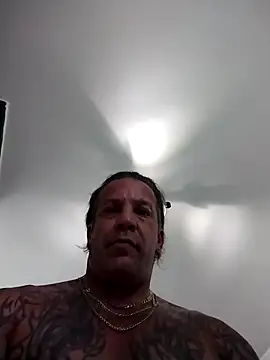 Snapshot of trucker1979 chatting on June 2026 06:05:02 PM trucker1979 online show from June 2026 06:05:02 PM