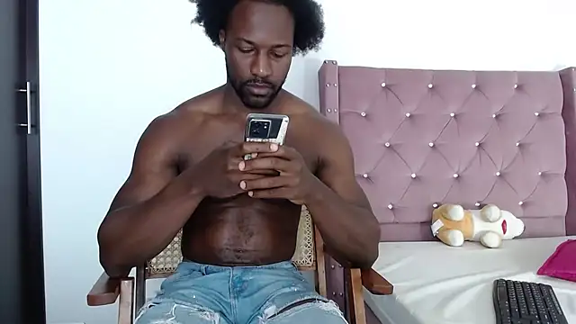 BlackNike online show from January 2025 12:43:01 PM