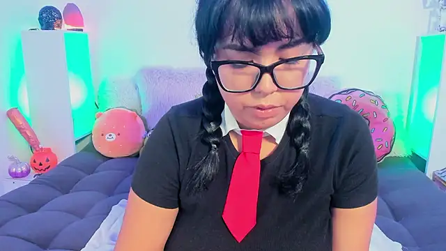 LillyCandy online show from October 2025 06:38:02 PM