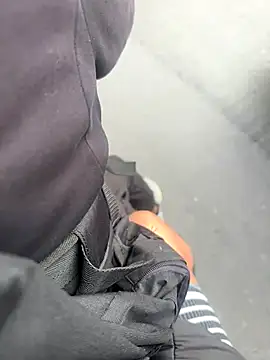 Ixchel Anaid online show from November 2025 12:39:02 PM