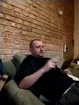 Snapshot of MrWhitePL chatting on October 2025 10:00:02 PM MrWhitePL online show from October 2025 10:00:02 PM