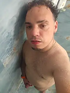 Snapshot of latinoflpr chatting on September 2025 12:56:02 AM latinoflpr online show from September 2025 12:56:02 AM