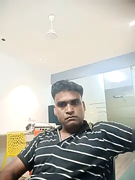 Snapshot of Javedmax chatting on October 2025 07:10:02 AM Javedmax online show from October 2025 07:10:02 AM