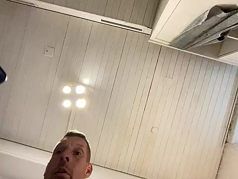 Snapshot of Goldmedall chatting on March 2026 11:28:02 AM Goldmedall online show from March 2026 11:28:02 AM