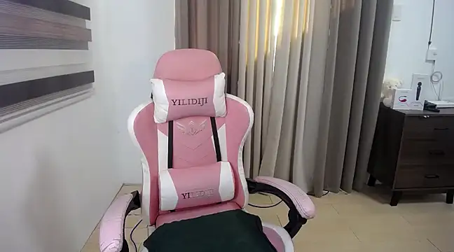 Bombshell Ashy online show from March 2025 10:39:02 PM