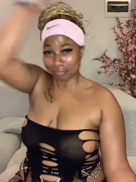 CurvyDesire1 online show from February 2026 08:48:02 PM