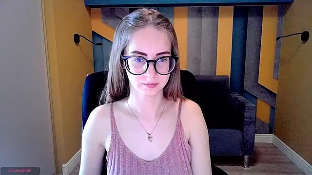 AliceAdams online show from March 2025 08:22:01 AM