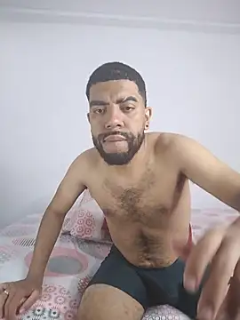 Snapshot of Aroon_Stonne chatting on December 2025 12:37:02 AM Aroon Stonne online show from December 2025 12:37:02 AM