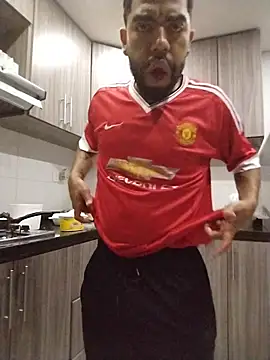 Snapshot of Aroon_Stonne chatting on December 2025 04:44:02 AM Aroon Stonne online show from December 2025 04:44:02 AM