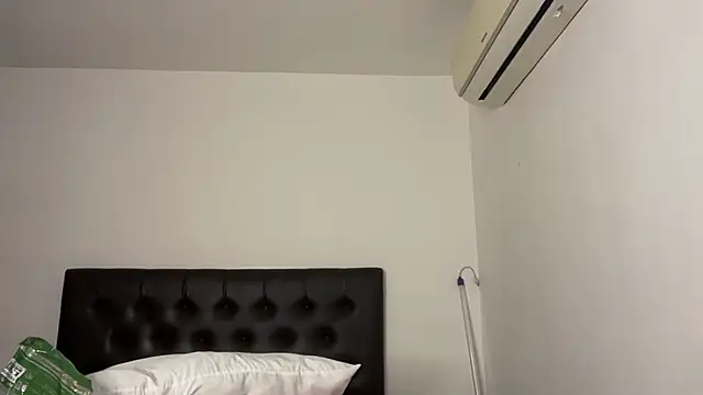 CamCrestXXX online show from January 2025 09:44:02 AM