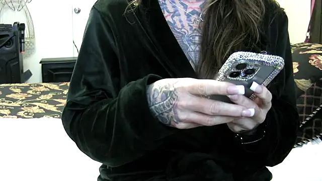 pamelagunns online show from February 2025 03:38:01 PM