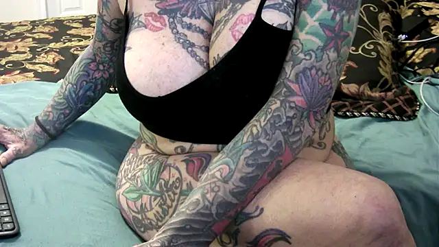 pamelagunns online show from February 2026 05:21:01 PM