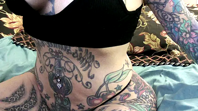 pamelagunns online show from March 2026 08:50:01 PM