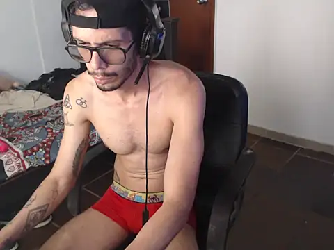 alisterxxx online show from May 2026 06:06:01 PM