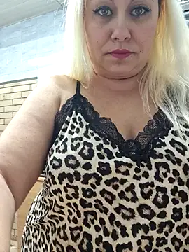 Snapshot of SabinaSweety chatting on December 2024 03:39:01 PM SabinaSweety online show from December 2024 03:39:01 PM