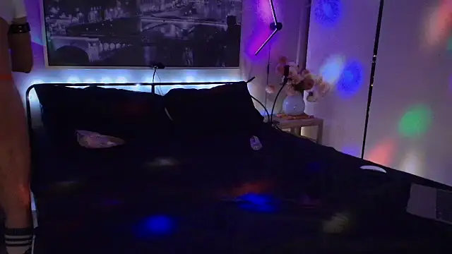 MikyFoxx online show from October 2025 07:52:02 AM