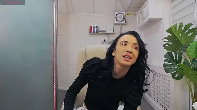 GlamKate online show from March 2025 06:37:02 AM