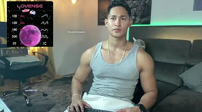 BenjaminCooperk online show from March 2025 09:18:02 PM