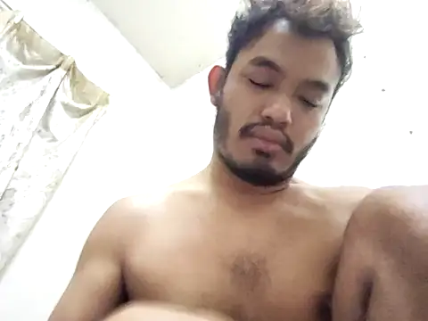 Snapshot of eizy2310 chatting on December 2024 09:22:01 PM eizy2310 online show from December 2024 09:22:01 PM