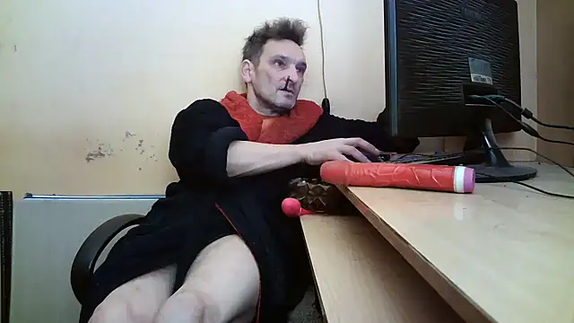 Snapshot of dundyFocus chatting on February 2026 09:52:01 AM dundyFocus online show from February 2026 09:52:01 AM