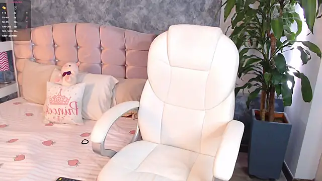 niko robin online show from February 2025 04:48:01 PM