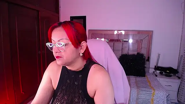 salomecastro  online show from October 2025 04:15:02 AM