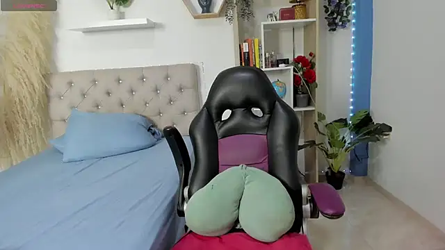 Snapshot of Gaby_ortis chatting on March 2026 01:29:02 AM Gaby ortis online show from March 2026 01:29:02 AM