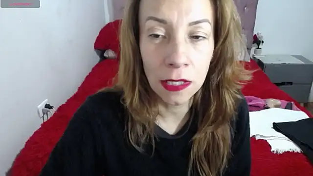 cristin doll  online show from November 2025 03:43:02 PM